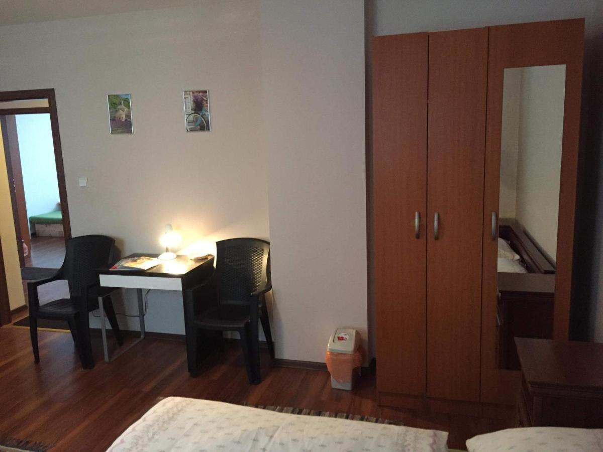 Hostel Fontana Zsolna Kültér fotó