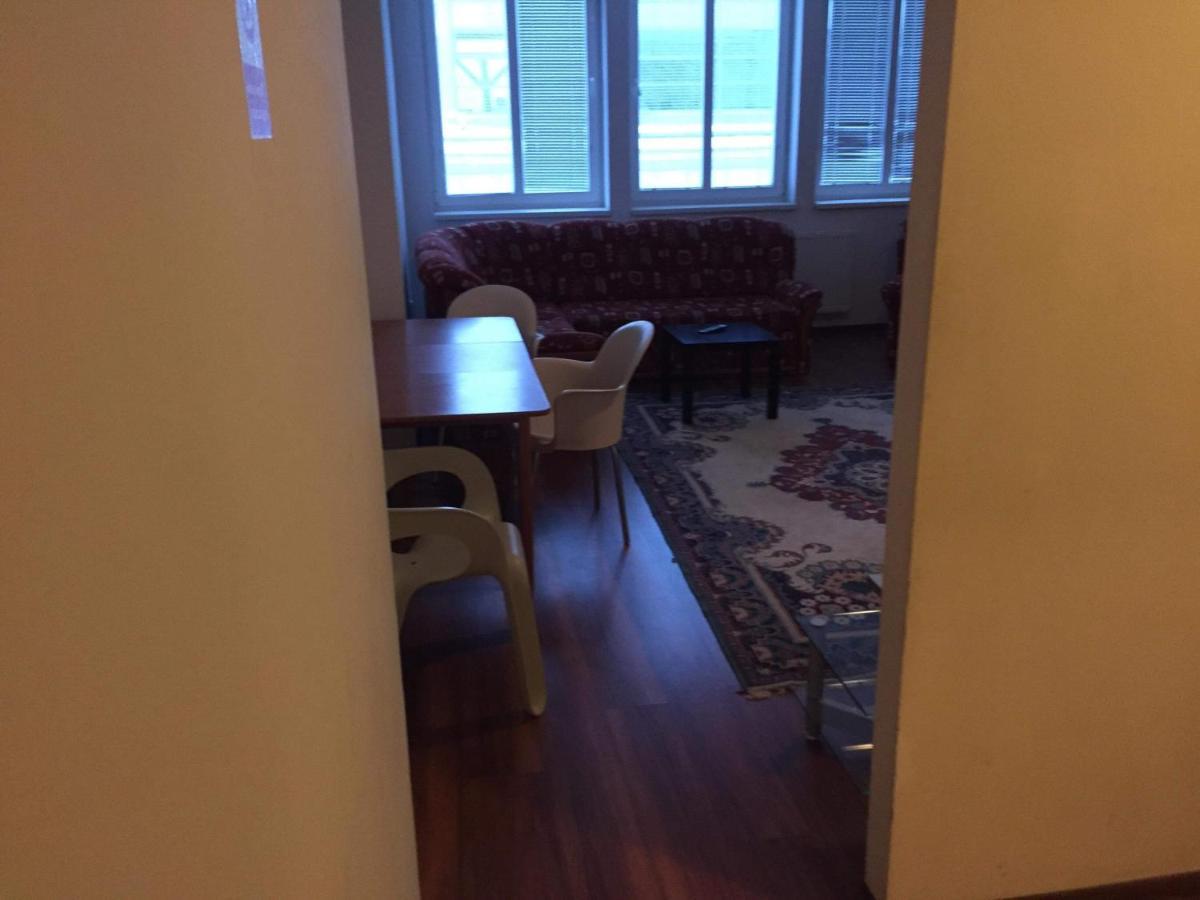 Hostel Fontana Zsolna Kültér fotó